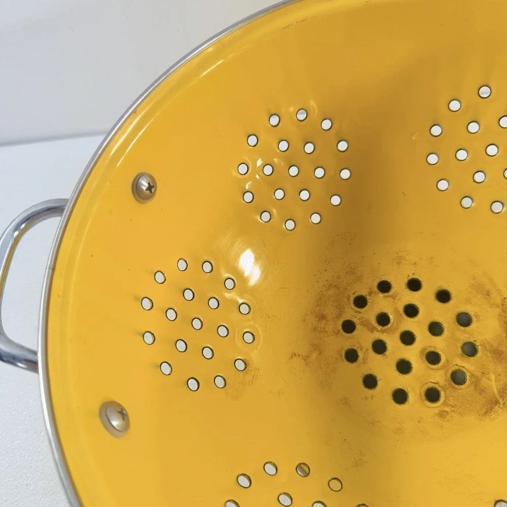 Rare Exclusively Designed Warner Brothers‎ Tweety Bird Colander  Strainer 2000